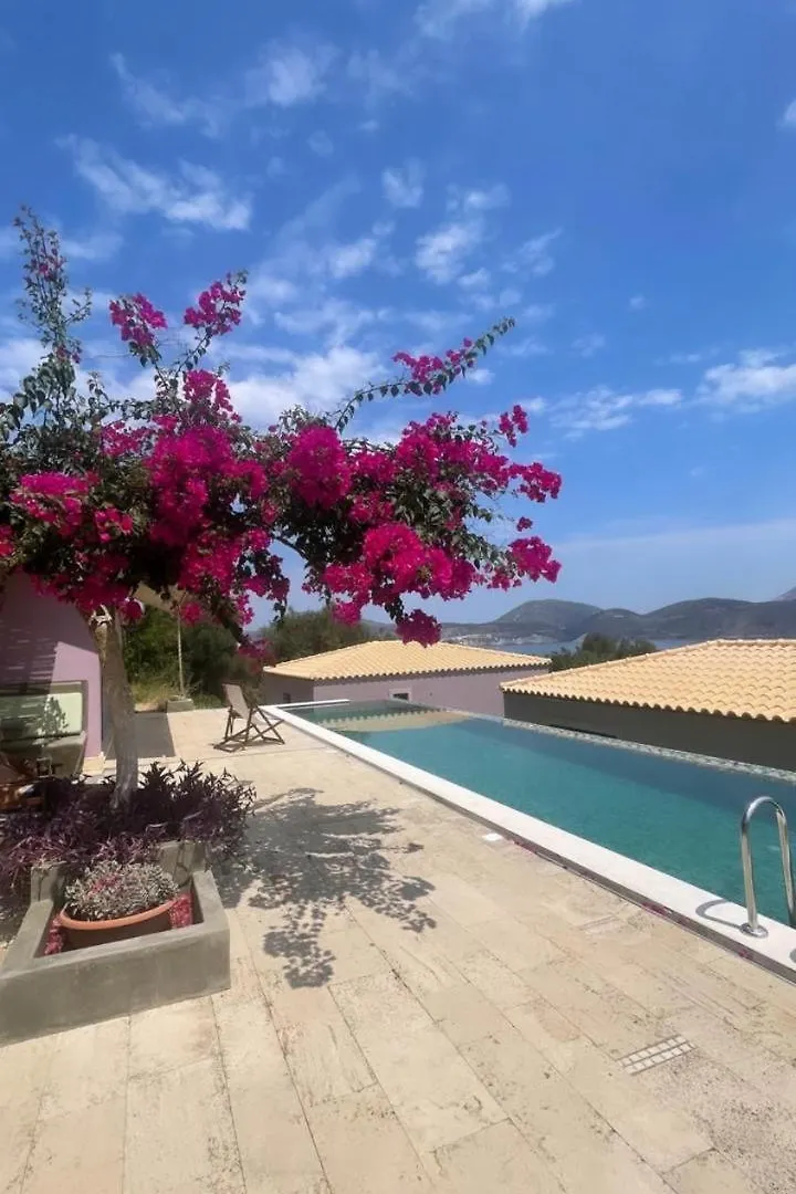 Ulysses Gardens - Villa Dimitra Kouvalata Greece